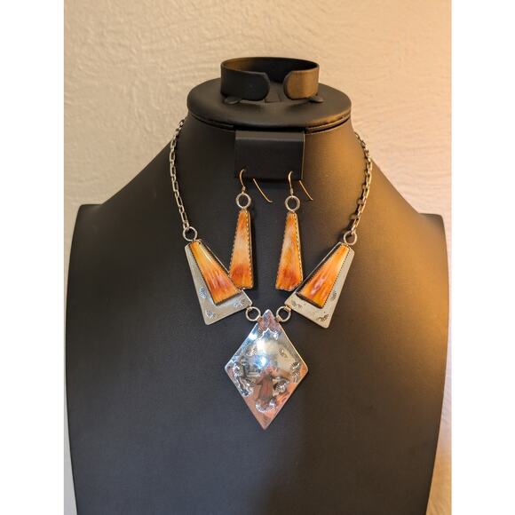 Navajo Native American Sterling B.J. Guerro Spiny Oyster Necklace & Earrings Set - Picture 11 of 11